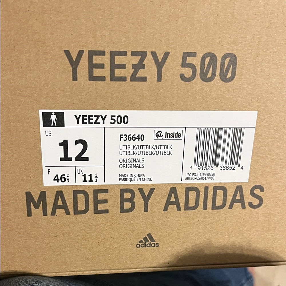 Adidas Yeezy 500 Box with Label